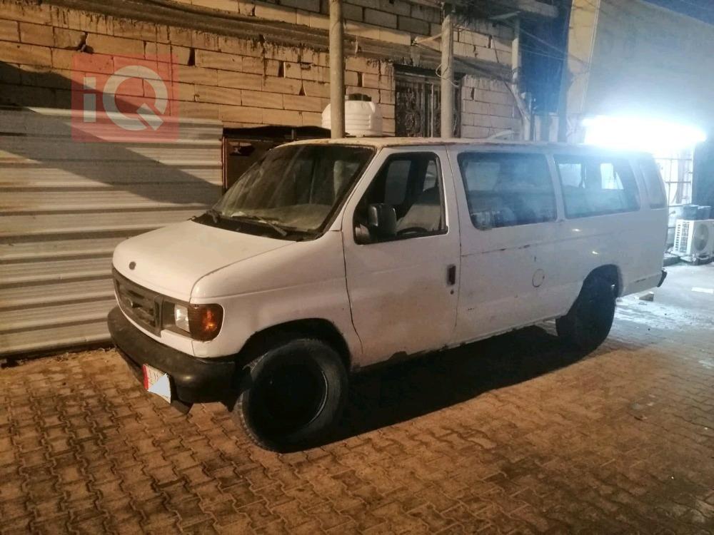 Ford E-350